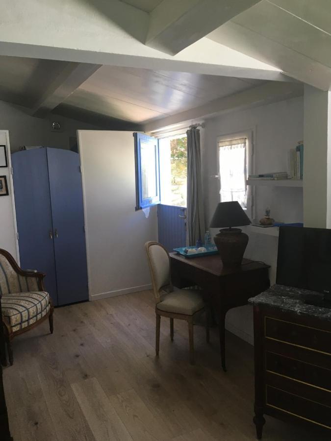 Le Buzet Bleu Bed & Breakfast Noirmoutier-en-l'Ile Dış mekan fotoğraf