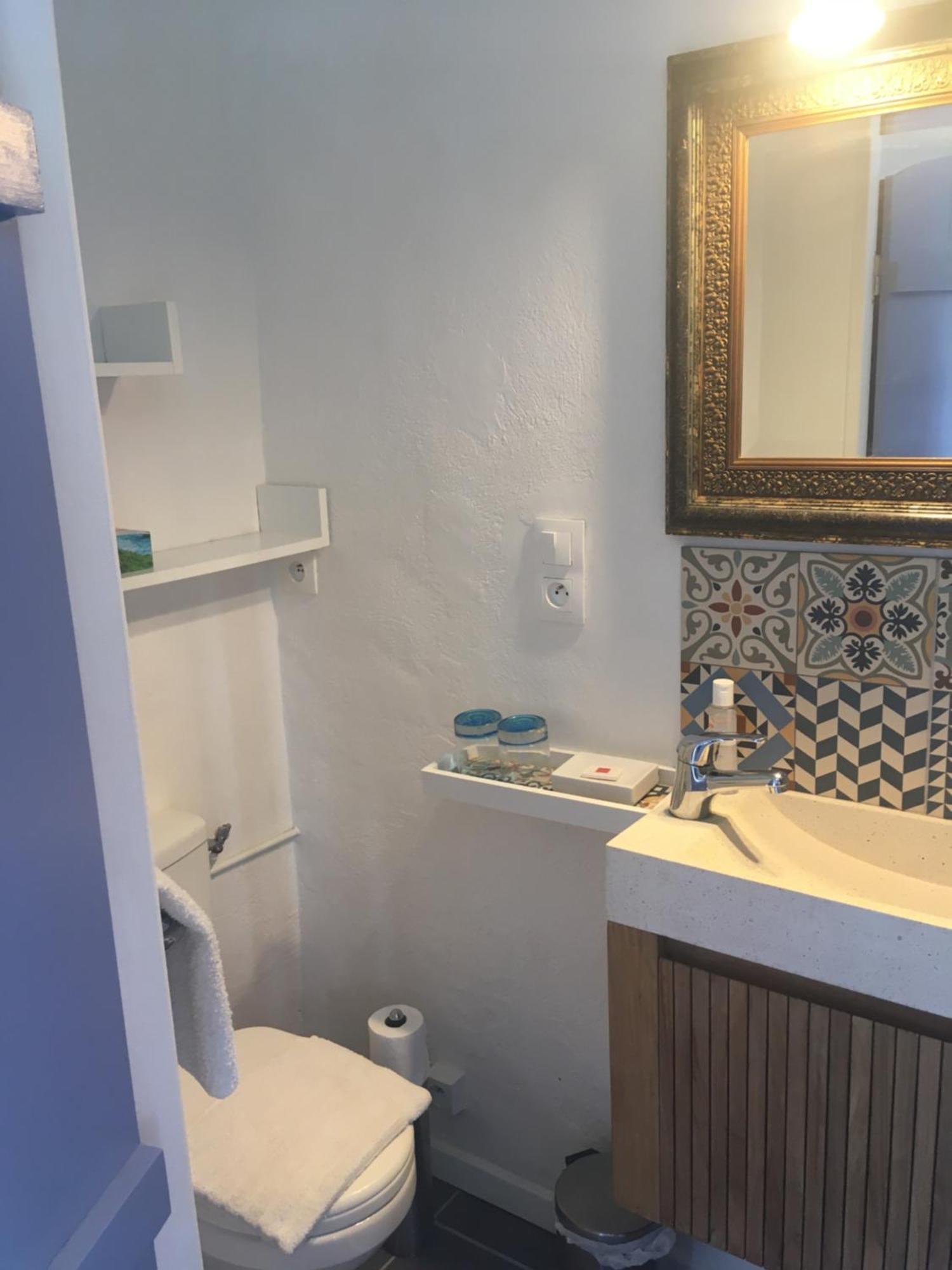 Le Buzet Bleu Bed & Breakfast Noirmoutier-en-l'Ile Dış mekan fotoğraf
