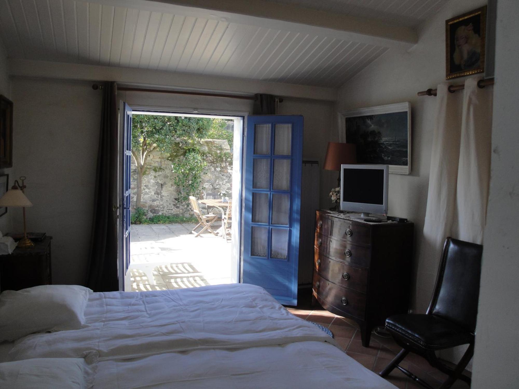Le Buzet Bleu Bed & Breakfast Noirmoutier-en-l'Ile Dış mekan fotoğraf