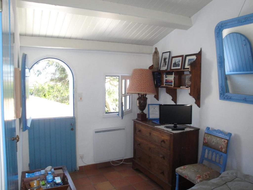Le Buzet Bleu Bed & Breakfast Noirmoutier-en-l'Ile Oda fotoğraf